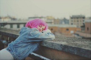 05. The girl with pink hair